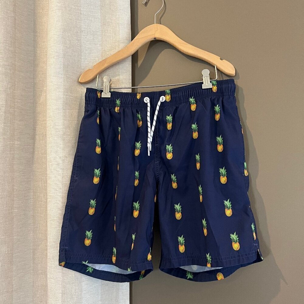 Maamgic Men's Lined Navy Pineapple Swim Trunk, Size Medium
